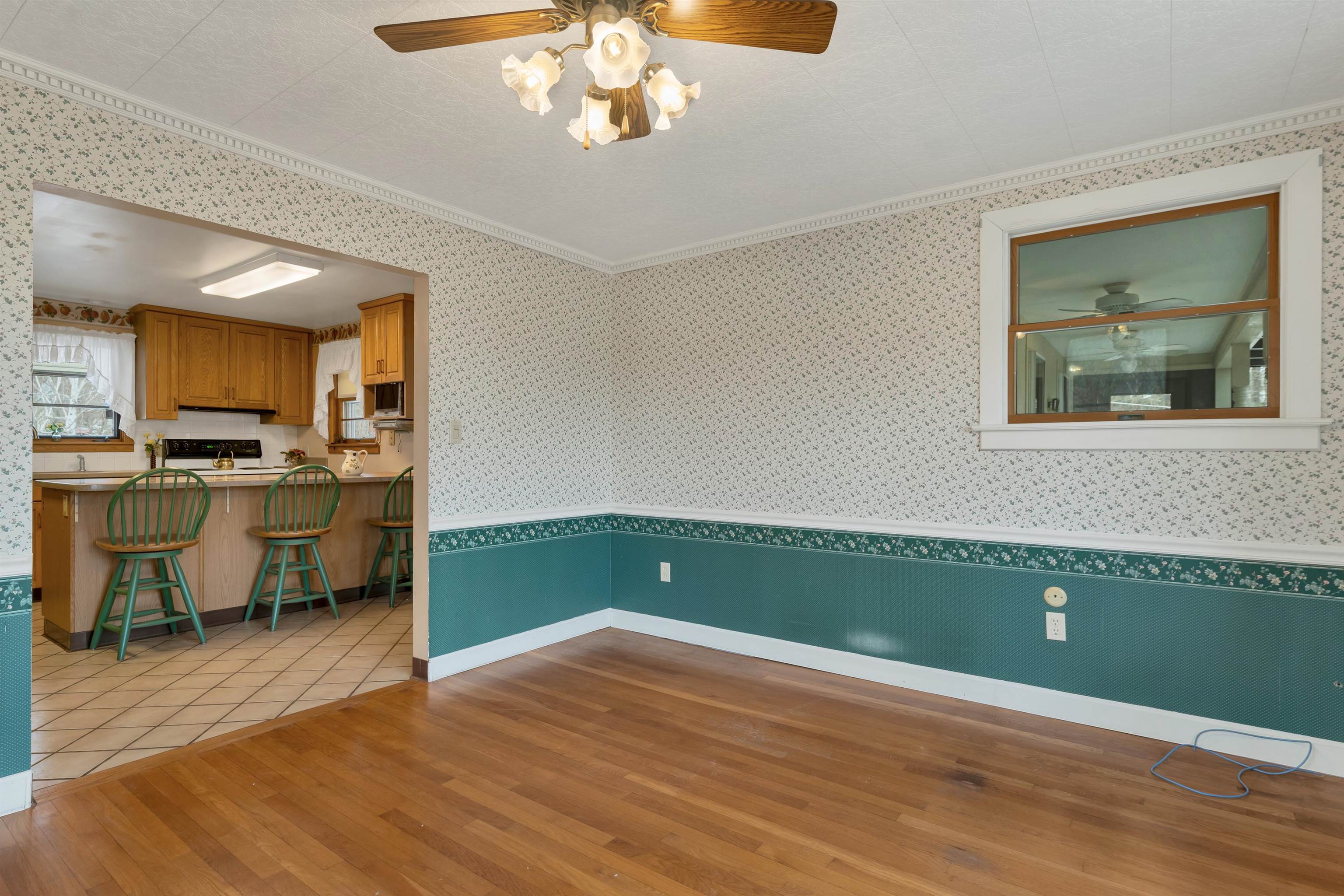136 George Street Keene, NH 03431 - Photo 11 of 42