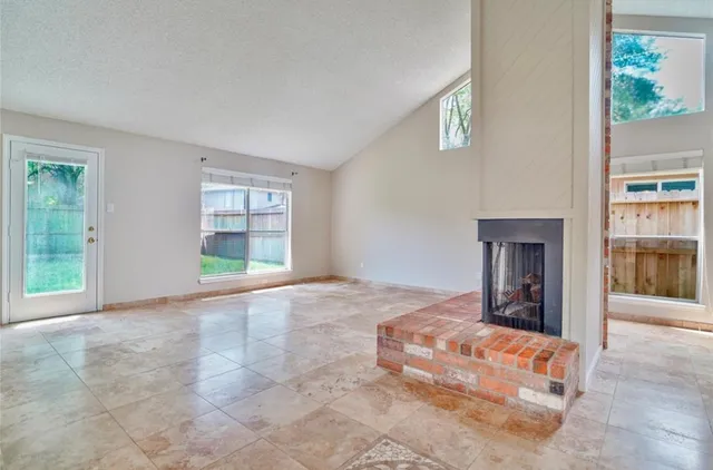 $1,925 | 1403 Valley Landing Drive, Katy, TX 77450