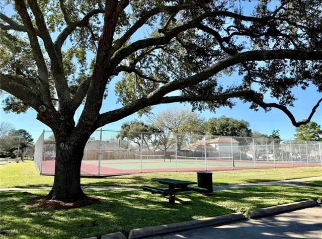 $1,925 | 1403 Valley Landing Drive, Katy, TX 77450