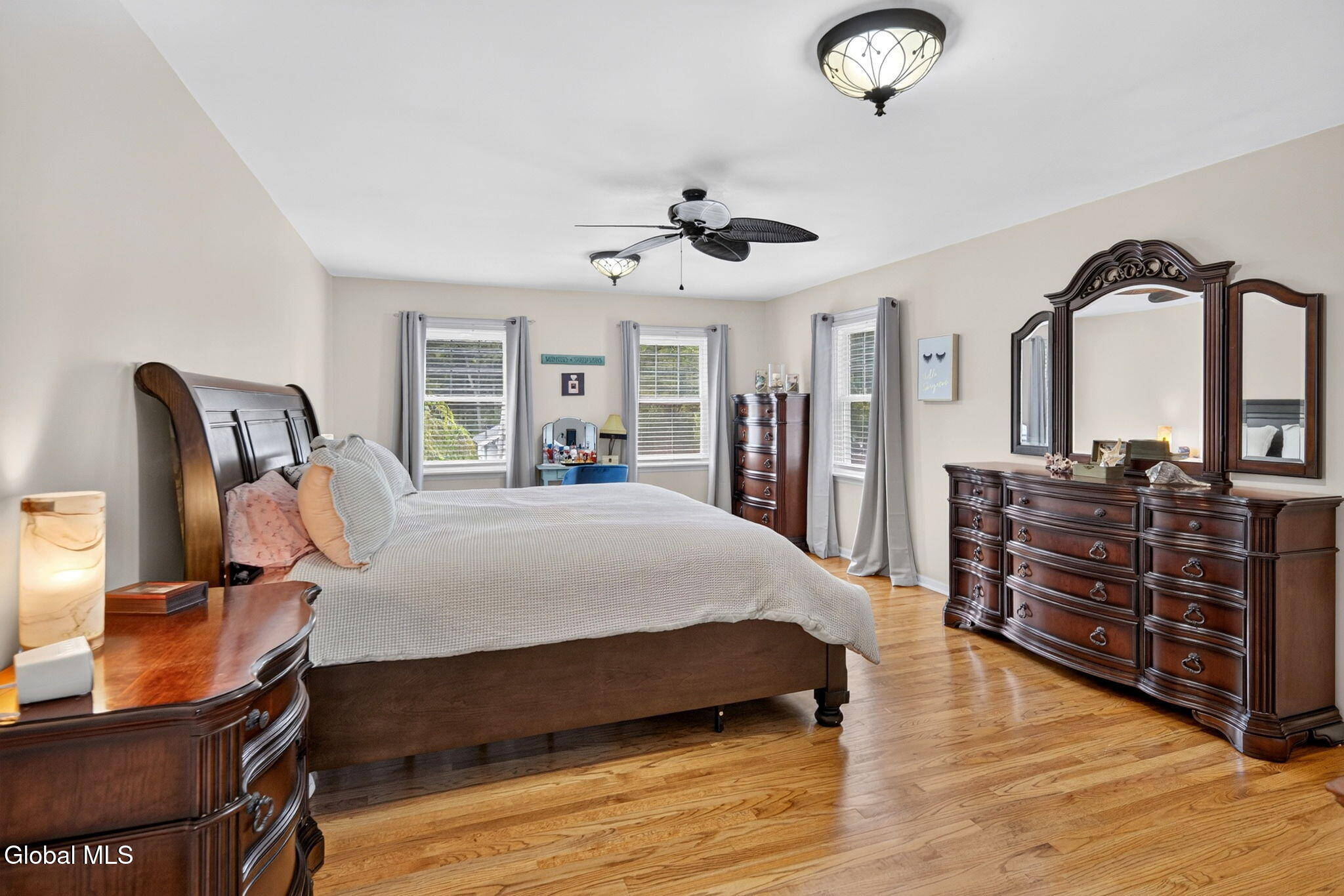 329 East Campbell Road Rotterdam, NY 12303 - Photo 21 of 39 Interior 20