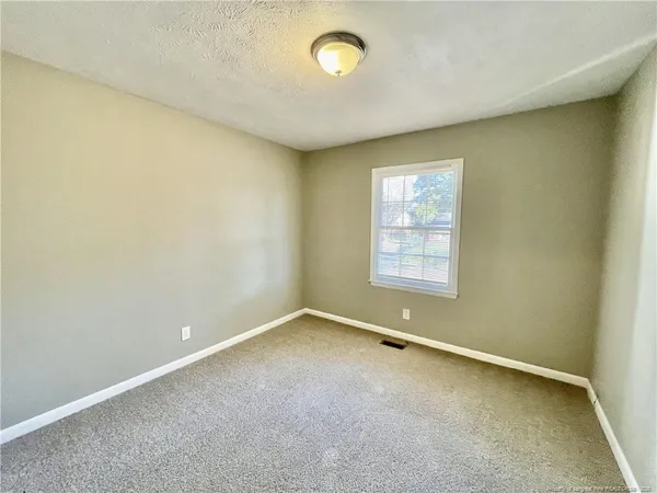 $1,500 | 6928 Bostick Drive, Fayetteville, NC 28314