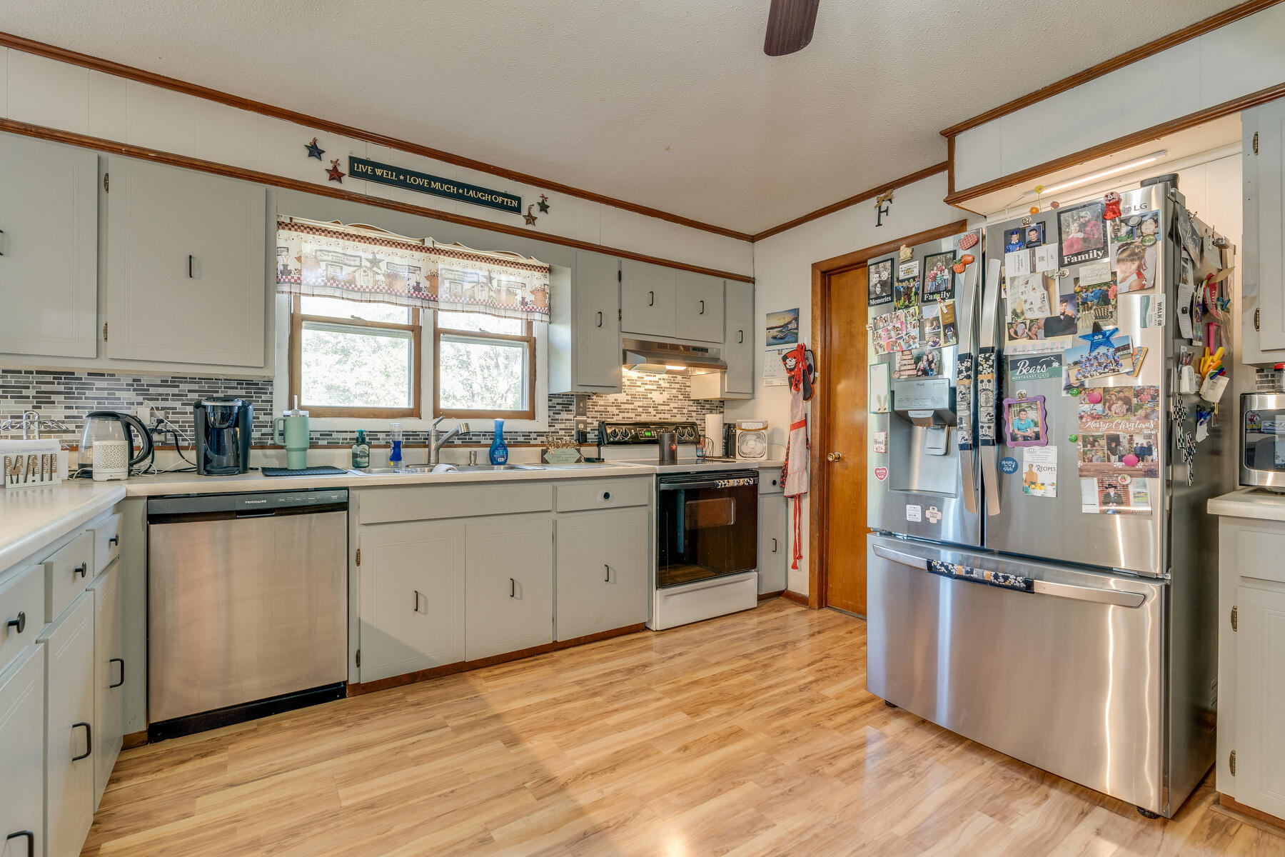 304 Allison Road Piney Flats, TN 37686 - Photo 12 of 34 012