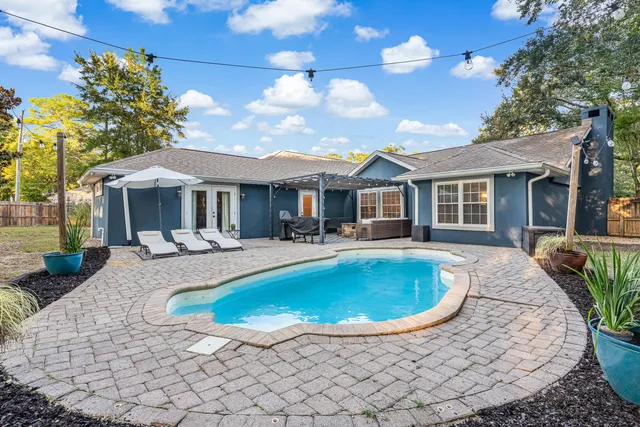 $635,000 | 201 Bahia Vista Drive, Niceville, FL 32578