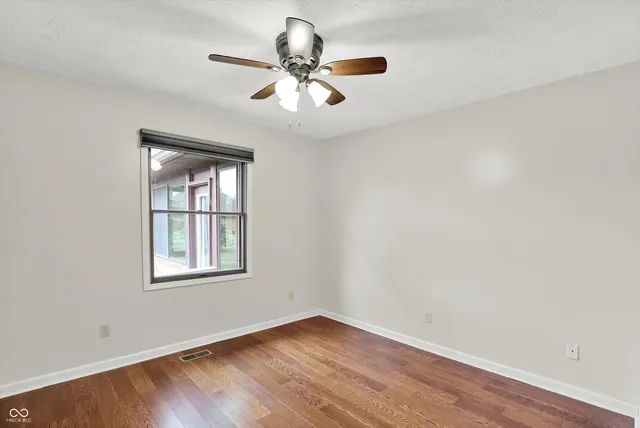 $230,000 | 673 Eagle Crest Drive, Unit 14, Brownsburg, IN 46112