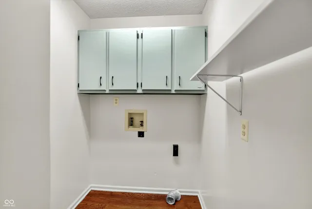 $230,000 | 673 Eagle Crest Drive, Unit 14, Brownsburg, IN 46112