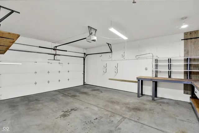 $230,000 | 673 Eagle Crest Drive, Unit 14, Brownsburg, IN 46112