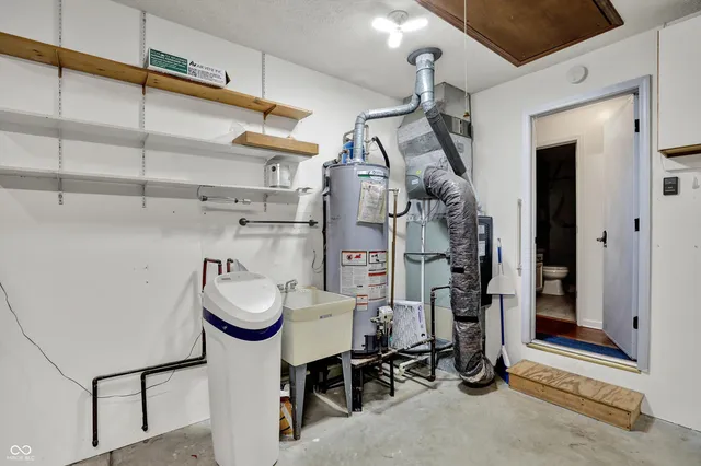 $230,000 | 673 Eagle Crest Drive, Unit 14, Brownsburg, IN 46112