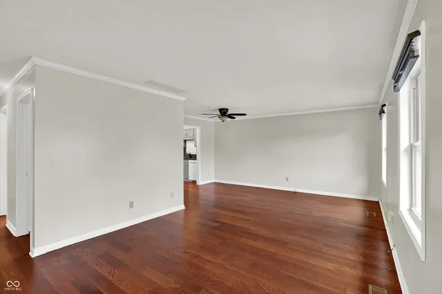 $230,000 | 673 Eagle Crest Drive, Unit 14, Brownsburg, IN 46112