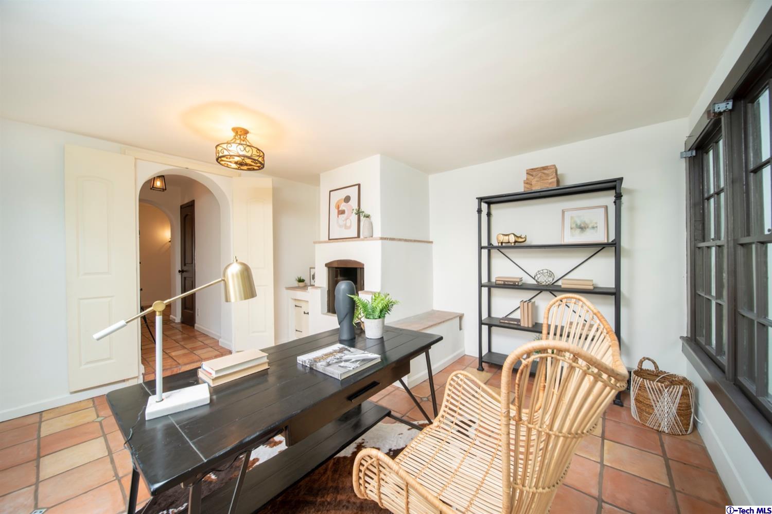 403 West Kenneth Road Glendale, CA 91202 - Photo 14 of 81