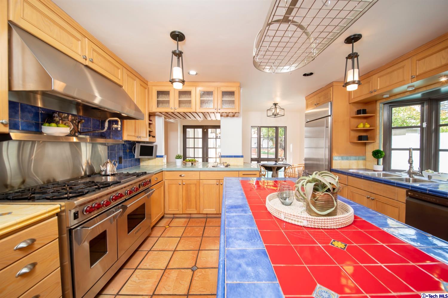 403 West Kenneth Road Glendale, CA 91202 - Photo 18 of 81