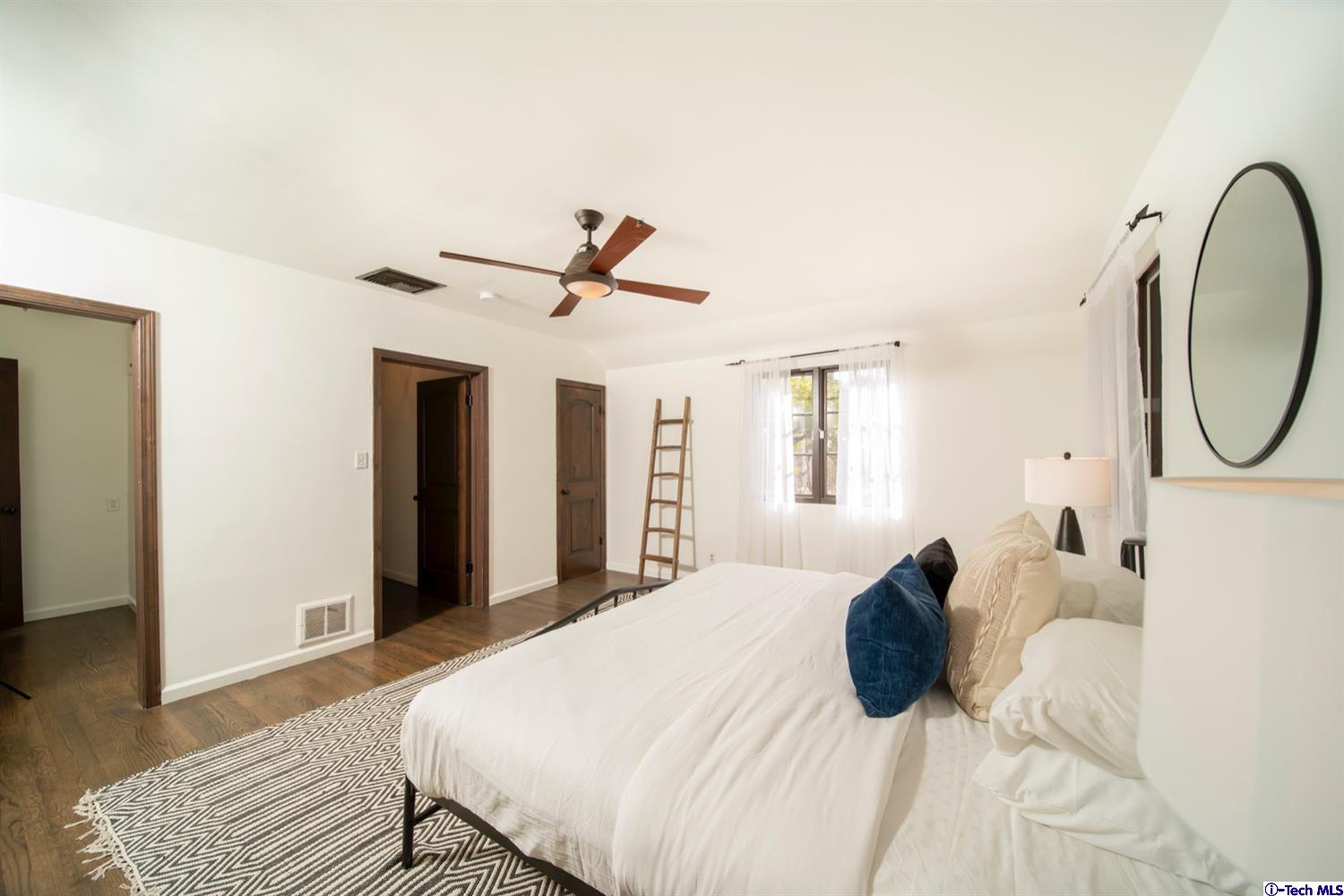 403 West Kenneth Road Glendale, CA 91202 - Photo 34 of 81