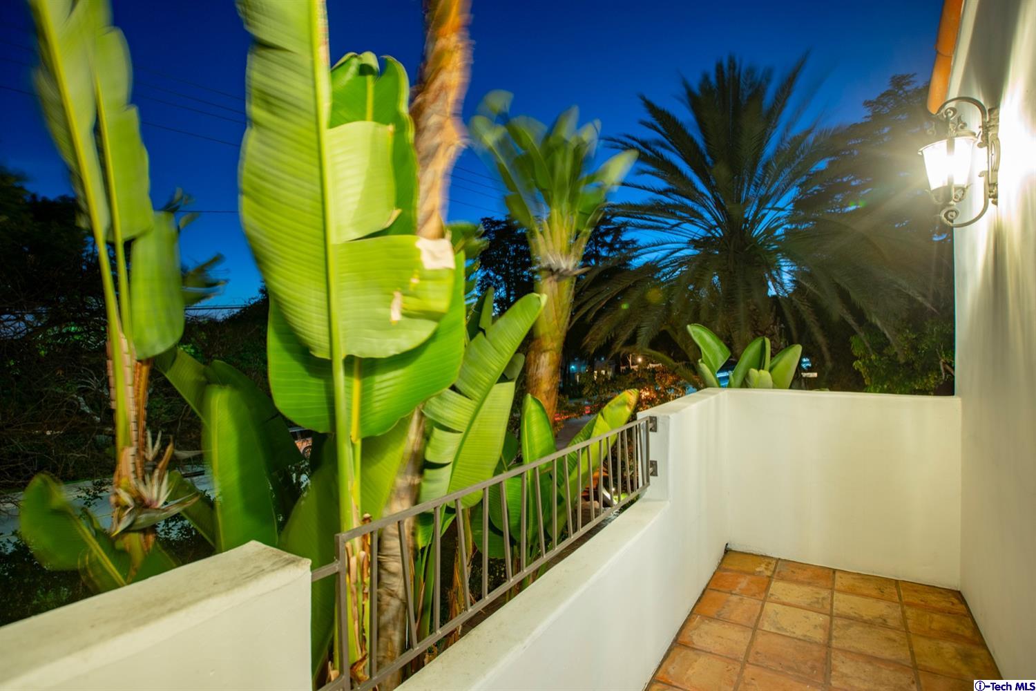 403 West Kenneth Road Glendale, CA 91202 - Photo 45 of 81