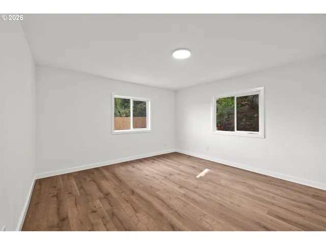 $164,000 | 16000 Southeast Powell Boulevard, Unit 34, Portland, OR 97236