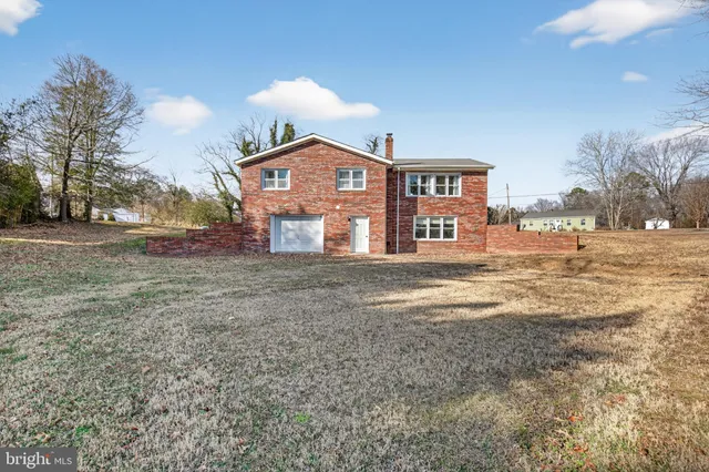 $425,000 | 45227 Nats Creek Road, Hollywood, MD 20636