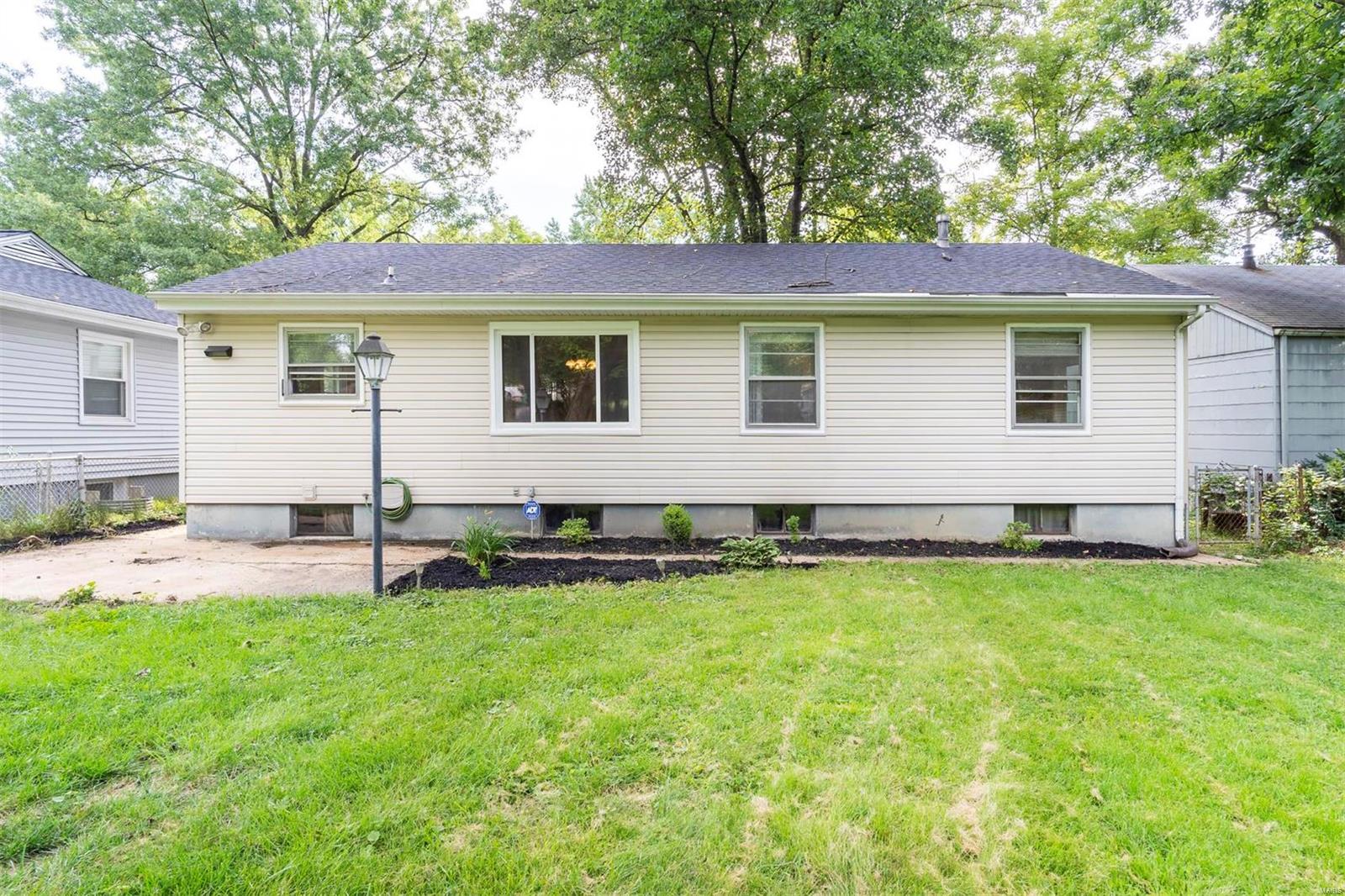 639 South Sappington Road Oakland, MO 63122 - Photo 14 of 15 Gallery Image 14