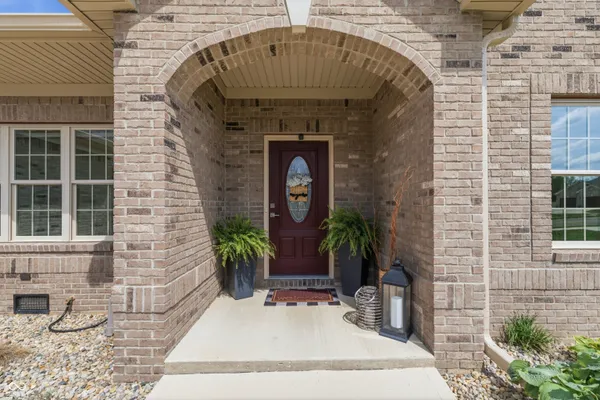 $429,900 | 4518 Wickfield Drive, Muncie, IN 47304