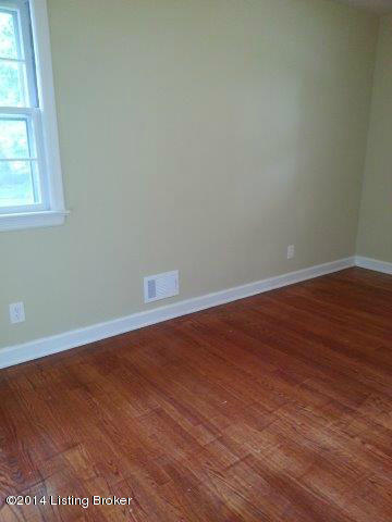 2710 Butler Road Louisville, KY 40216 - Photo 24 of 30 20140527_193141