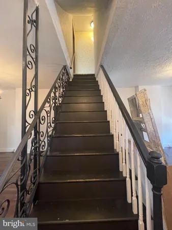 a view of entryway