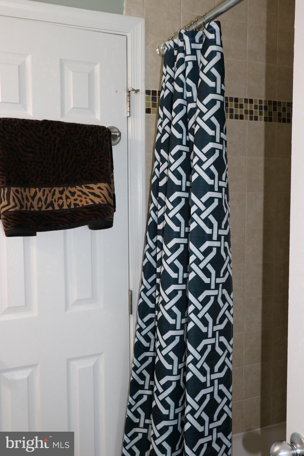 14901 Rydell Road, Unit 202 Centreville, VA 20121 - Photo 16 of 18 Bath