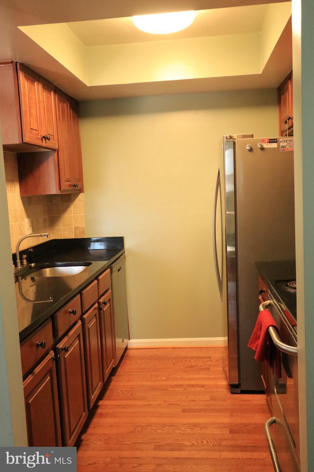 14901 Rydell Road, Unit 202 Centreville, VA 20121 - Photo 8 of 18 Kitchen