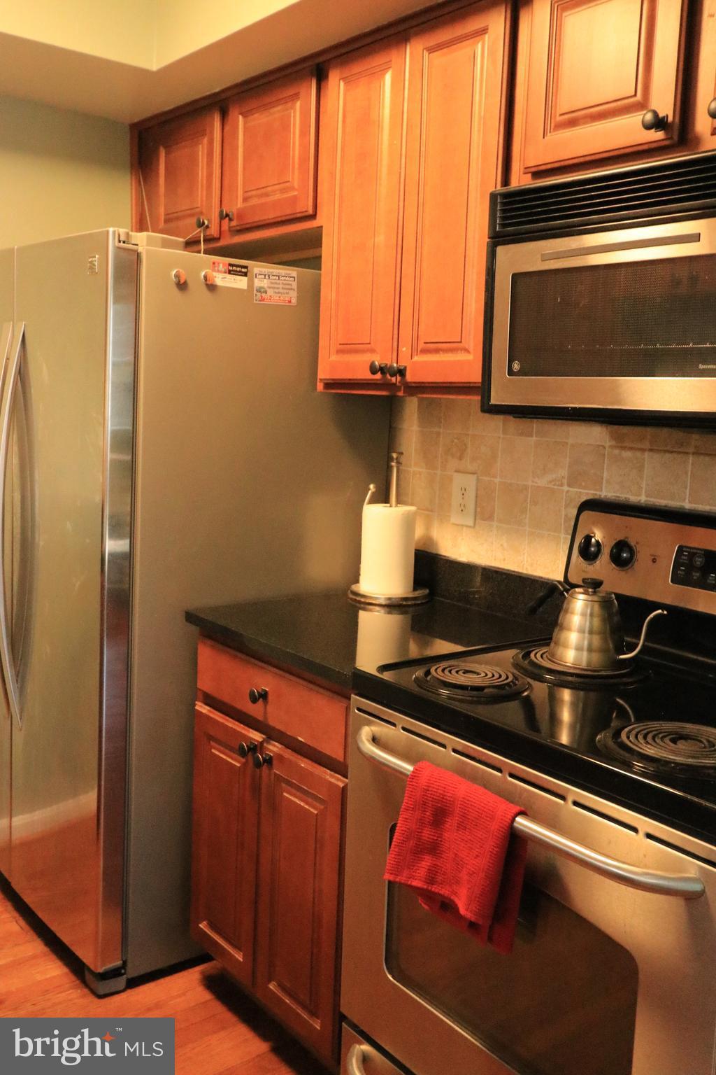 14901 Rydell Road, Unit 202 Centreville, VA 20121 - Photo 9 of 18 Kitchen