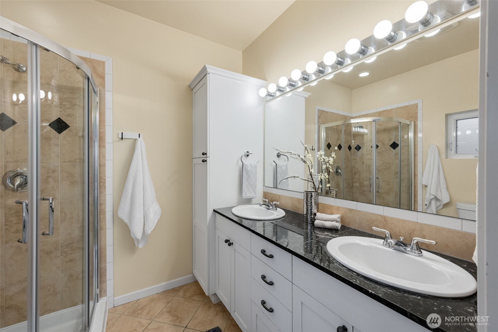 7910 20th Avenue Southwest Seattle, WA 98106 - Photo 20 of 39