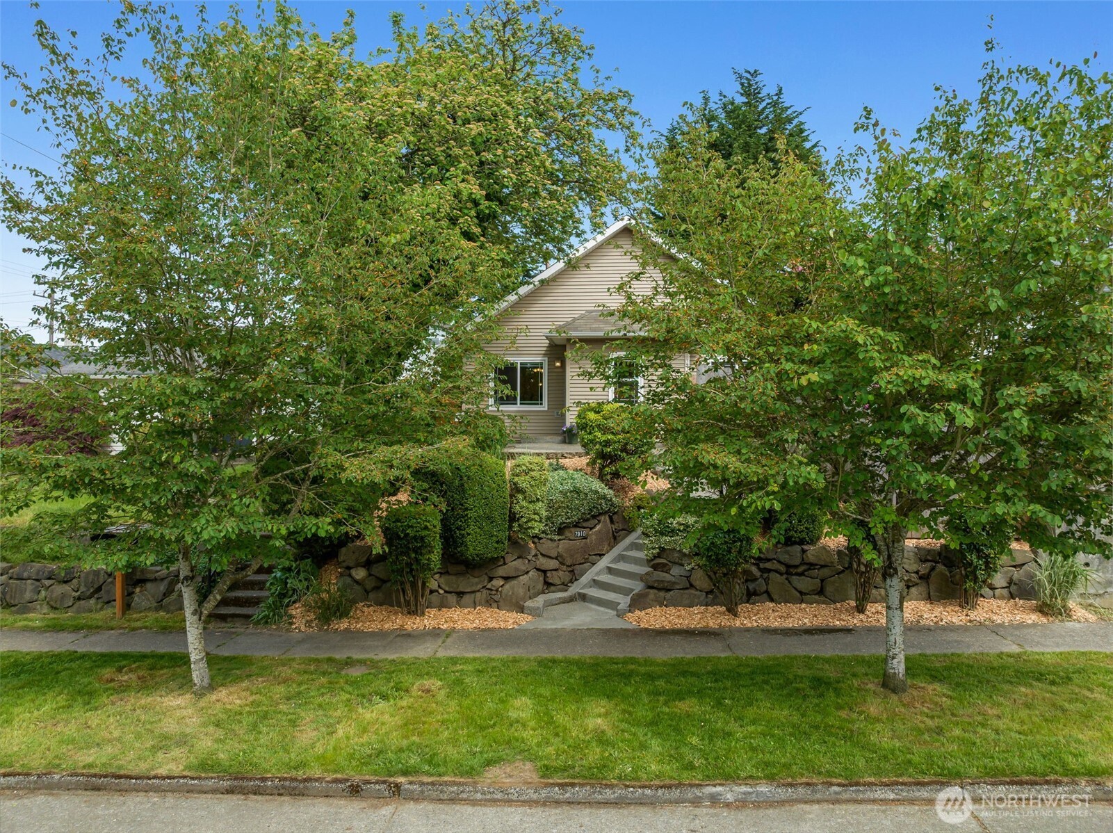 7910 20th Avenue Southwest Seattle, WA 98106 - Photo 37 of 39