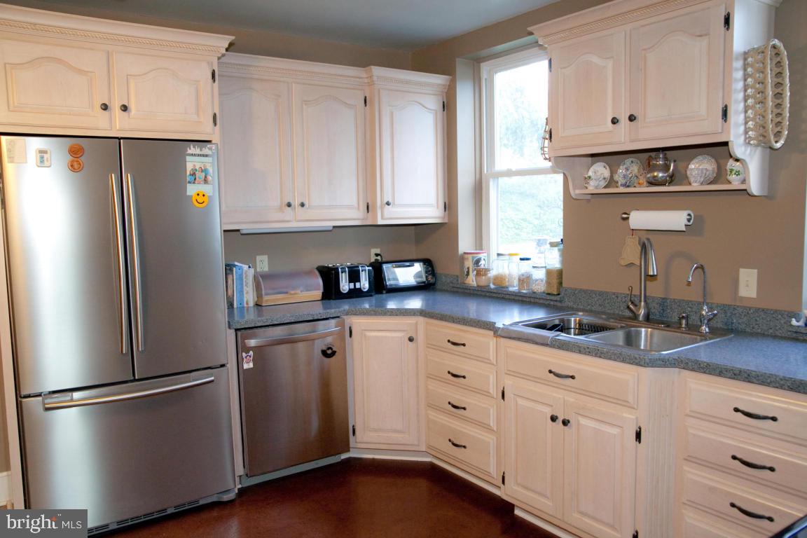 3182 Rothsville Road Ephrata, PA 17522 - Photo 22 of 68