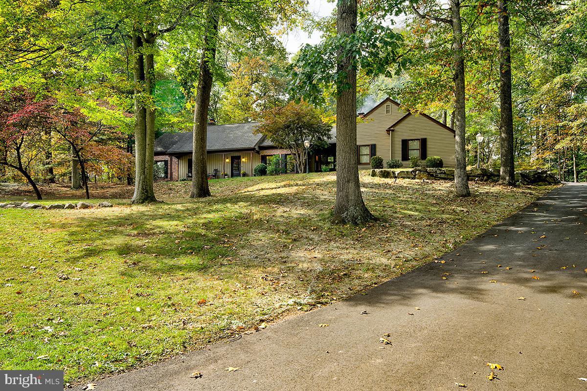 5 Quail Ridge Drive Reading, PA 19607 - Photo 70 of 70 Front view with driveway
