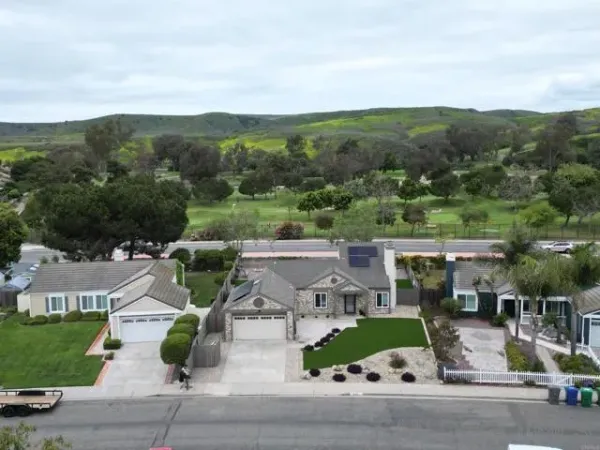 $889,000 | 813 Sunningdale Drive, Oceanside, CA 92057