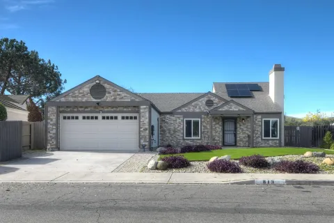 $919,000 | 813 Sunningdale Drive, Oceanside, CA 92057
