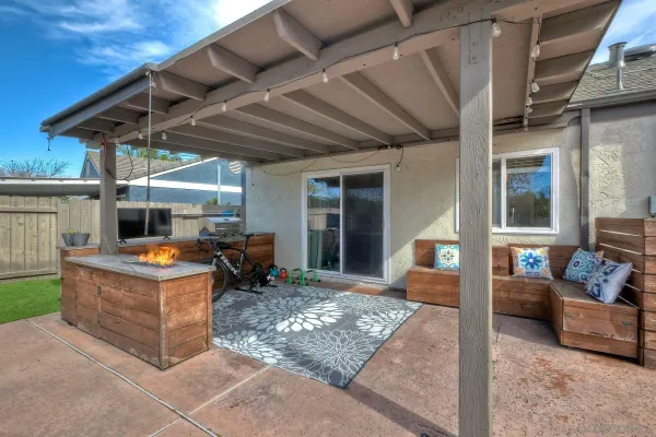 $889,000 | 813 Sunningdale Drive, Oceanside, CA 92057