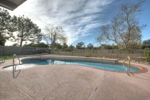 $919,000 | 813 Sunningdale Drive, Oceanside, CA 92057