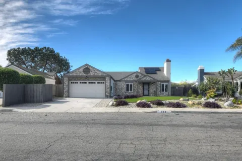 $919,000 | 813 Sunningdale Drive, Oceanside, CA 92057