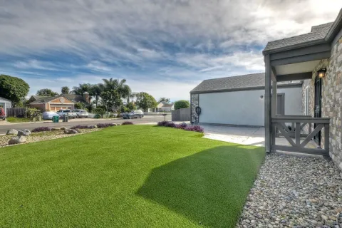 $919,000 | 813 Sunningdale Drive, Oceanside, CA 92057