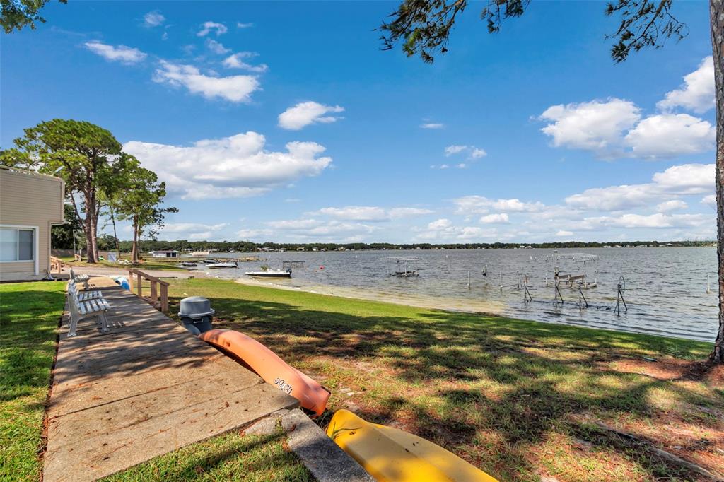 11001 Southeast Sunset Harbor Road, Unit A08 Summerfield, FL 34491 - Photo 5 of 26