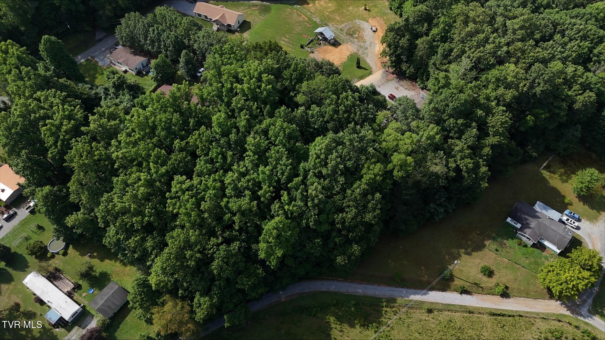 4 Crystal Lane, Unit 4 Unicoi, TN 37692 - Photo 15 of 21 processed-480727F1-A6AD-4FE9-800E-B3C7AE