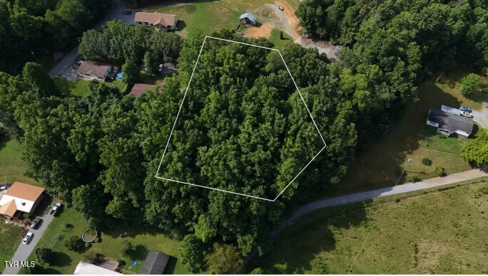 4 Crystal Lane, Unit 4 Unicoi, TN 37692 - Photo 5 of 21 original-C95040C1-1DF0-4D27-8480-8BFE1DC
