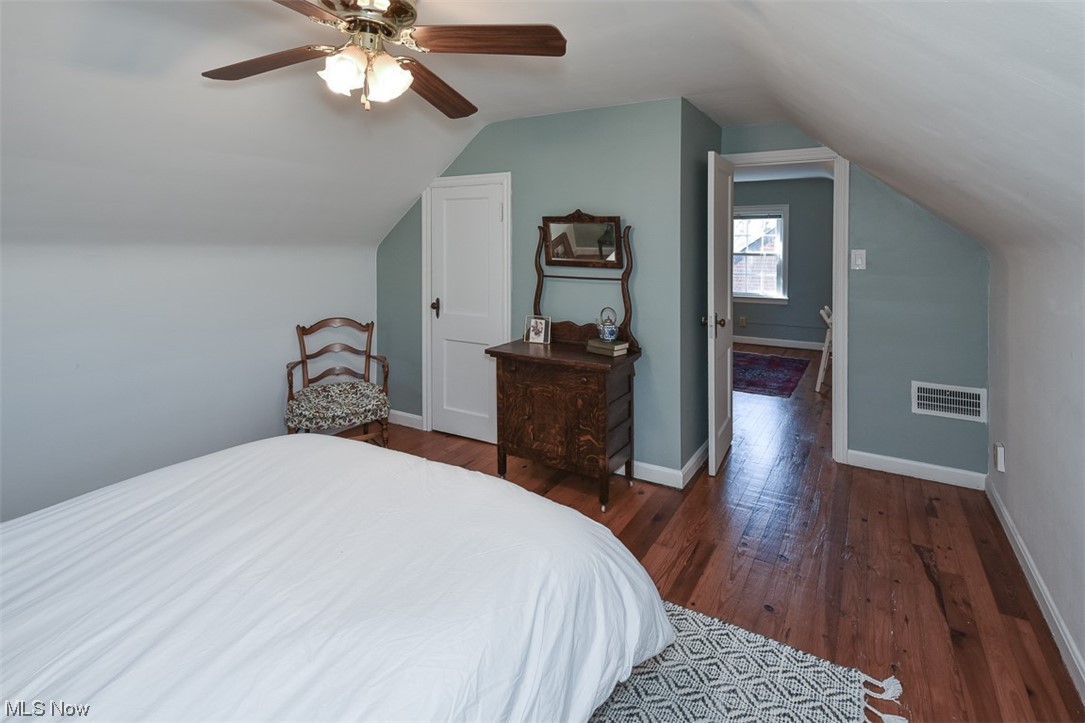 2471 Traymore Road Cleveland, OH 44118 - Photo 28 of 35