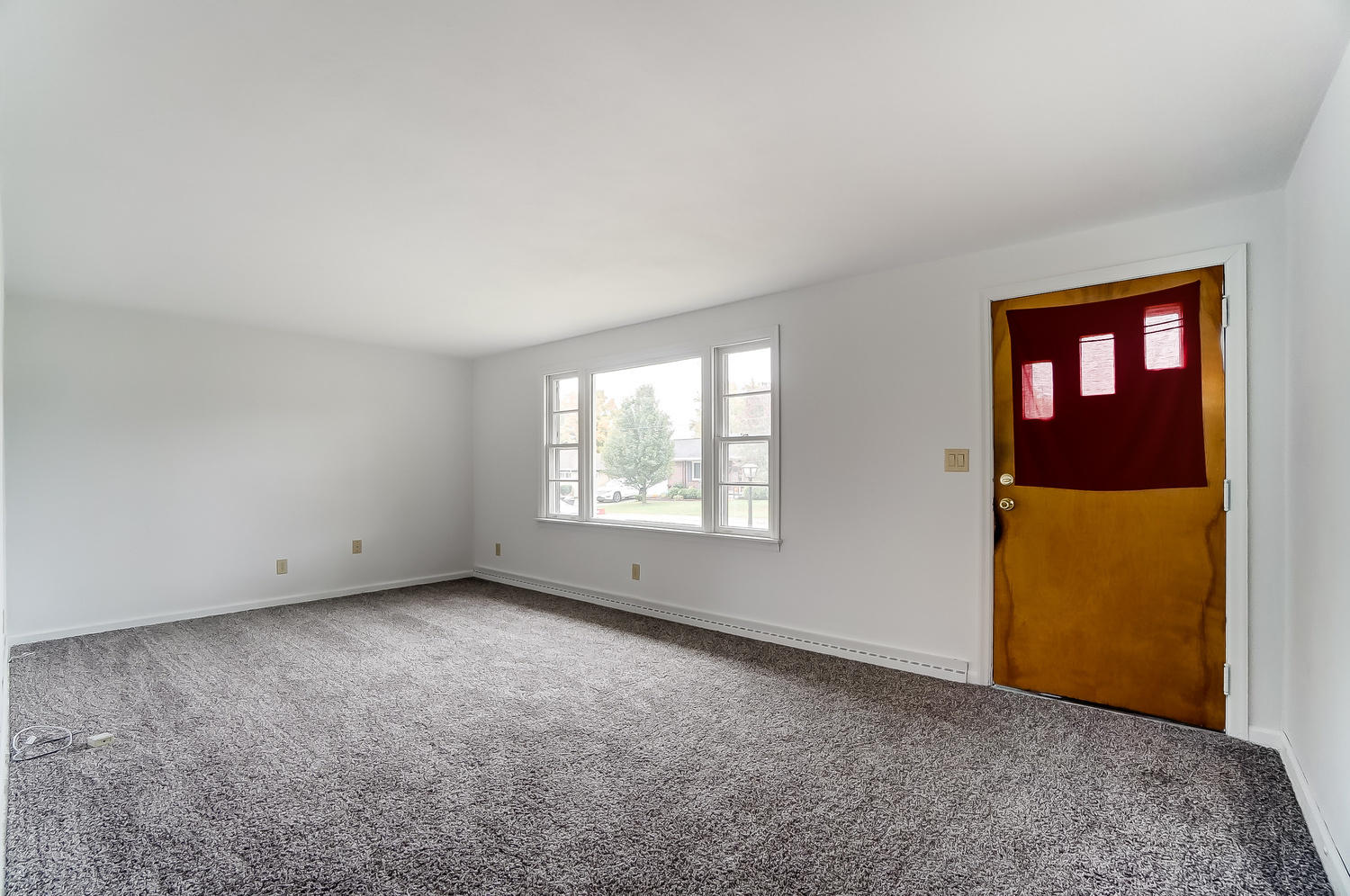 1006 Robin Road Springfield, OH 45503 - Photo 4 of 25