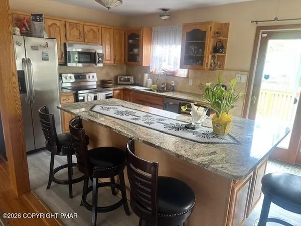 $2,050 | 164 Georganna Drive, East Stroudsburg, PA 18302