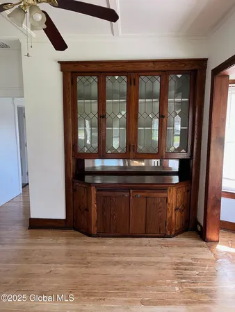 $1,950 | 54 Main Avenue, North Greenbush, NY 12198