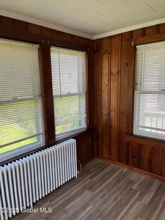 $1,950 | 54 Main Avenue, North Greenbush, NY 12198