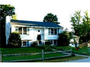 30 Delaney Road Epping, NH 03042 - Photo 2 of 5