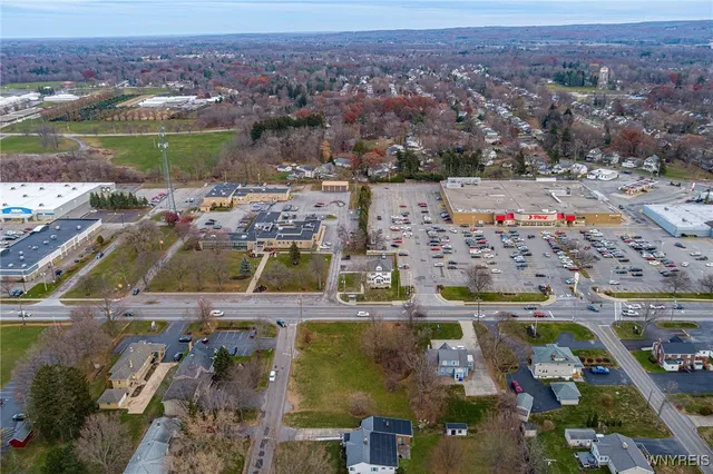 $180,000 | 6117 South Park Avenue, Hamburg, NY 14075