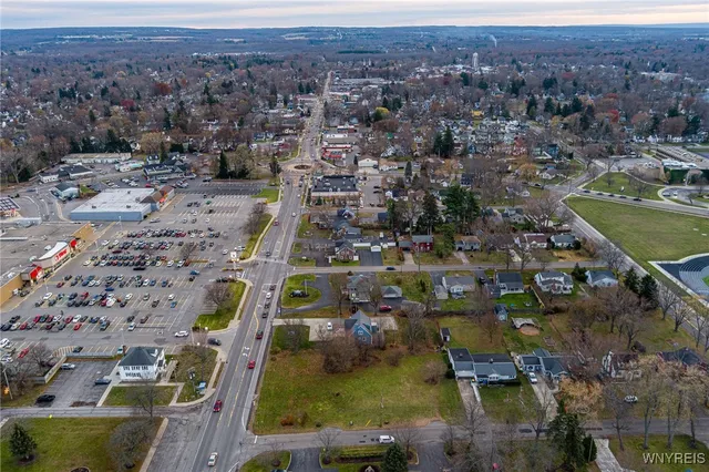 $180,000 | 6117 South Park Avenue, Hamburg, NY 14075