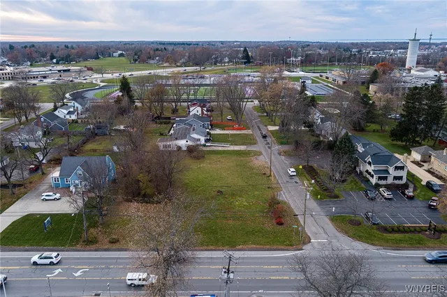 $180,000 | 6117 South Park Avenue, Hamburg, NY 14075