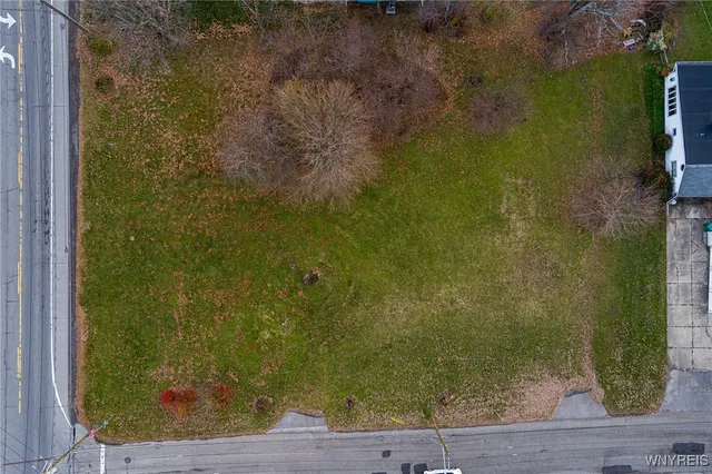 $180,000 | 6117 South Park Avenue, Hamburg, NY 14075