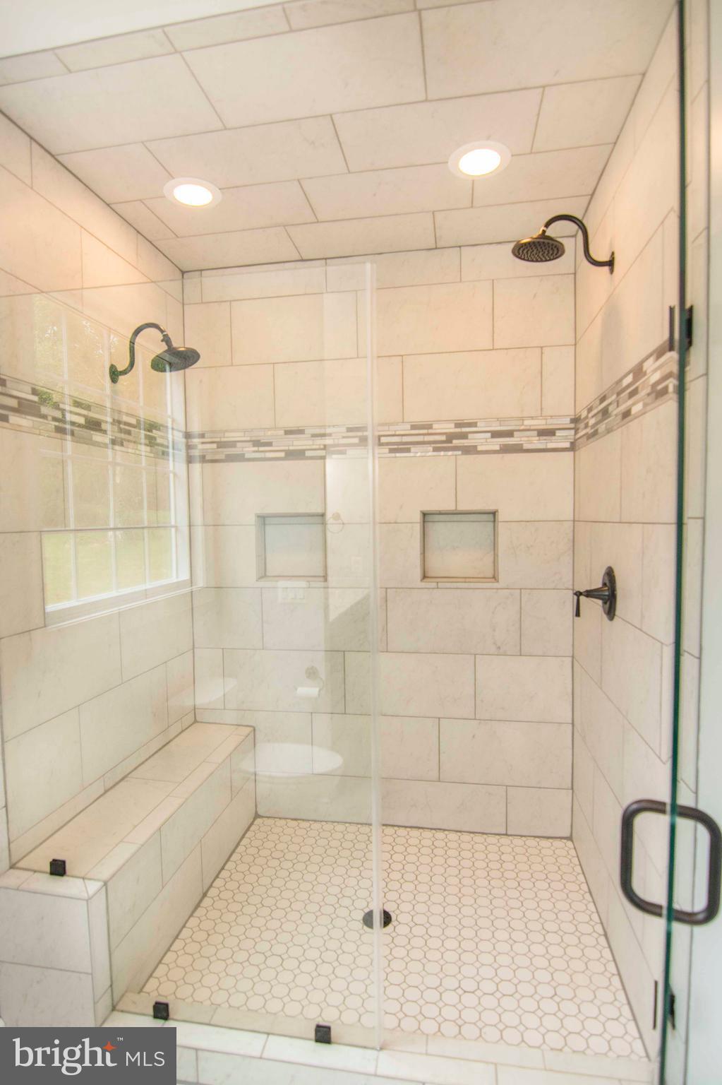 42 Apple Jack Road Linden, VA 22642 - Photo 20 of 30 Bath (Master)