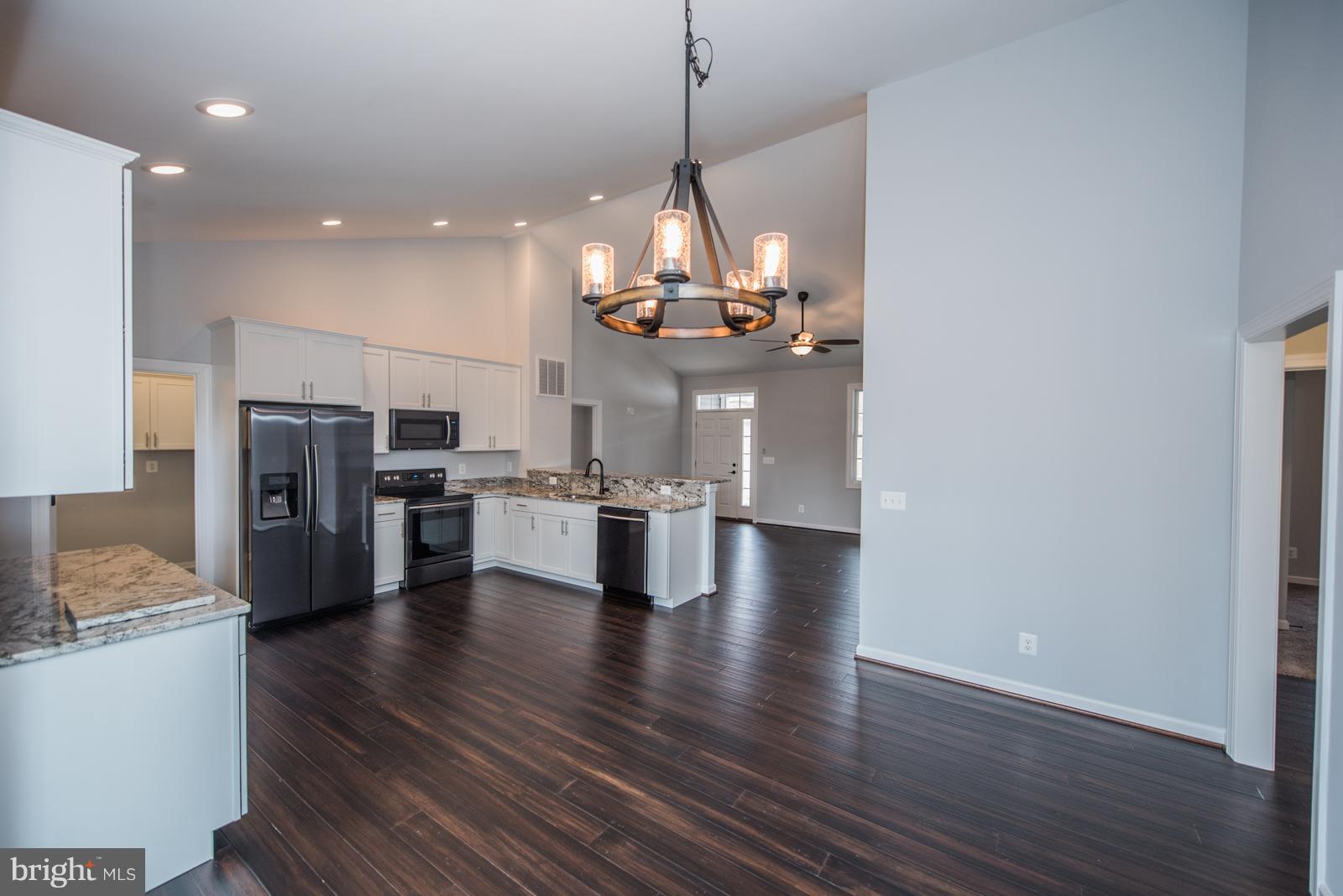 42 Apple Jack Road Linden, VA 22642 - Photo 8 of 30 Kitchen